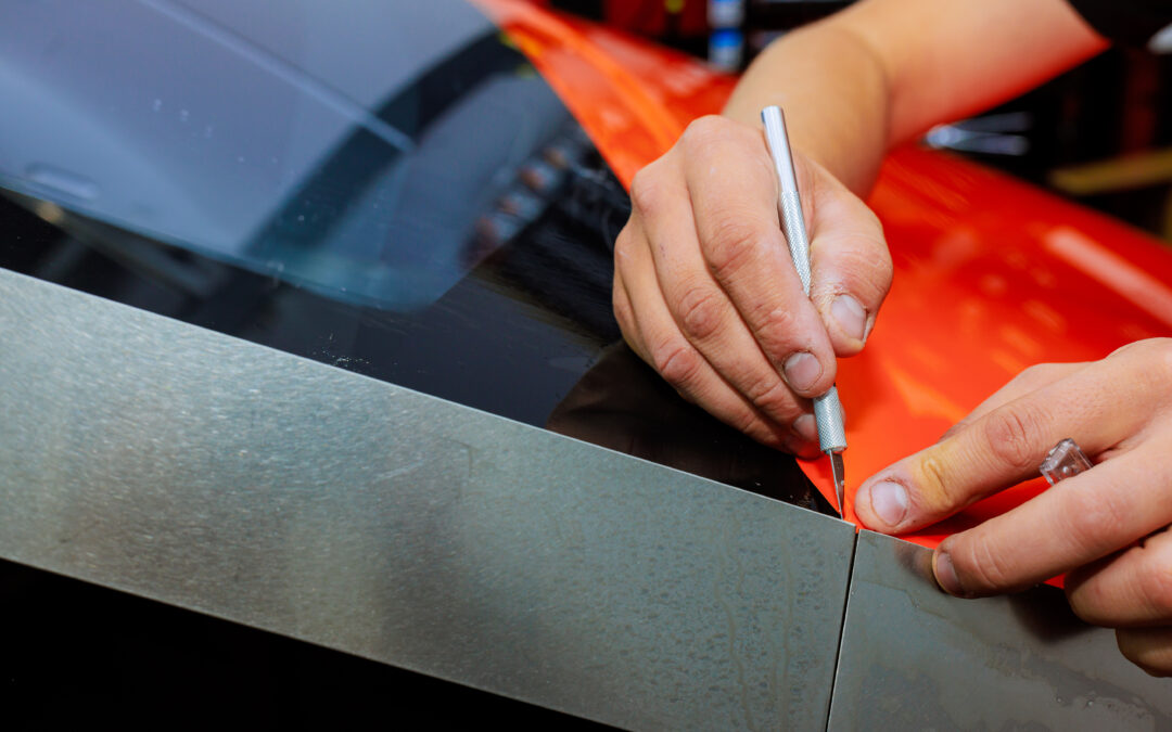 8 Reasons Wraps & Vinyl Signage Beat Repaints